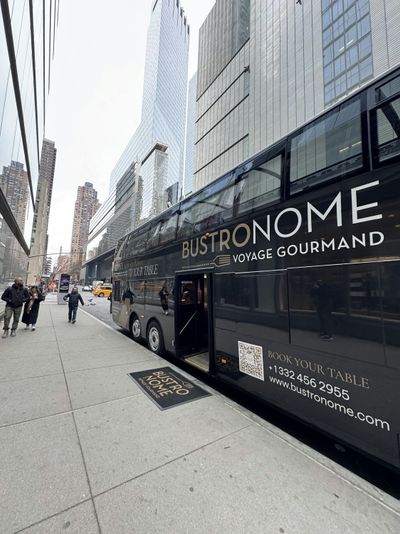 Bustronome Fine Dining Lunch Bus Tour of NYC - Image 6