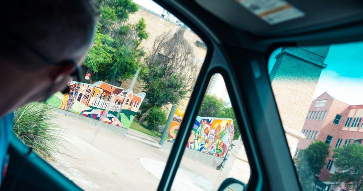 The Real Austin Tour - Image 3