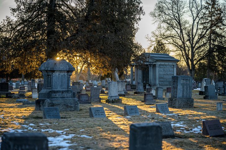 Aurora Ghost Tour - Downtown Walking Tour