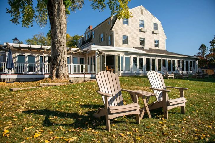 New England Getaway: 1-Night Hotel Stay - Image 5