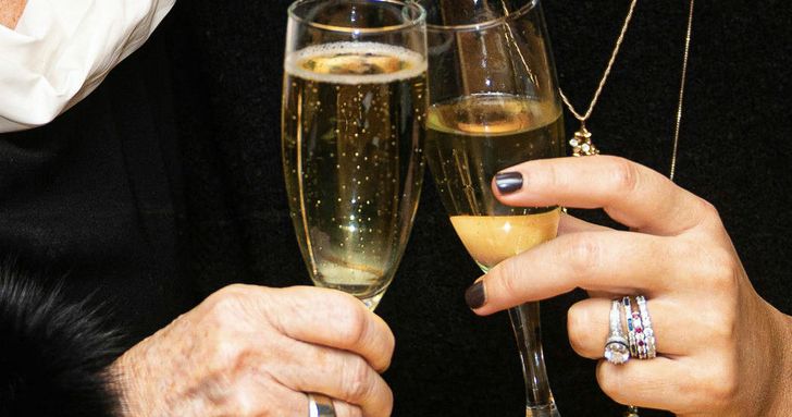 Champagne & Cheese Pairing Cruise - Image 3