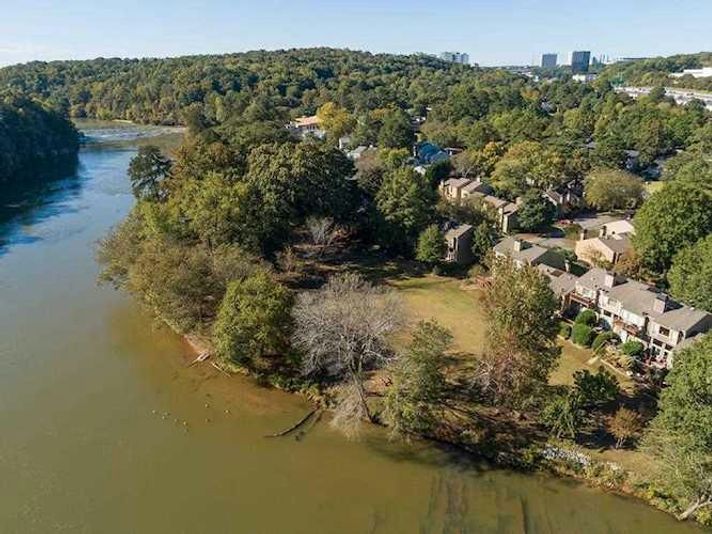 Chattahoochee River and Buckhead Helicopter Tour