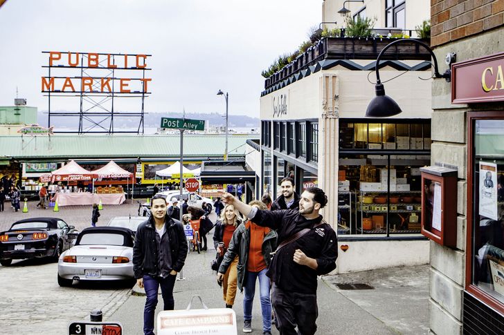 Chef Guided Tour of Pike Place Market - Image 6