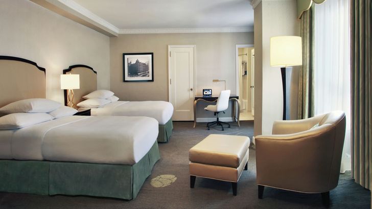 2 Nights in Chicago + Michelin Dining Experience: Getaway & Gourmet Bites - Image 7