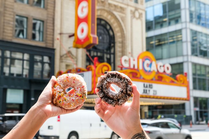 Original Downtown Chicago Donut Tour