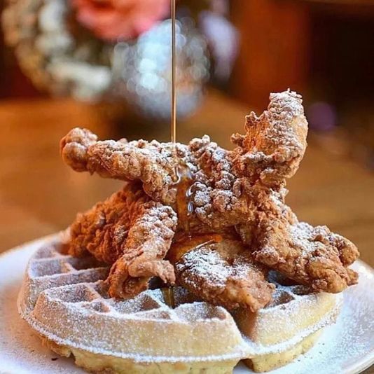 1 Night in Houston + Michelin Dining Experience: Starred Flavors in Space City - Image 5