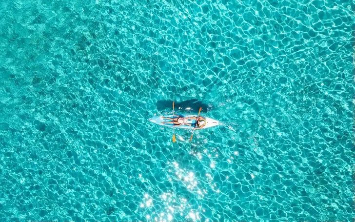 Clear Bottom Kayak Rental - Image 2