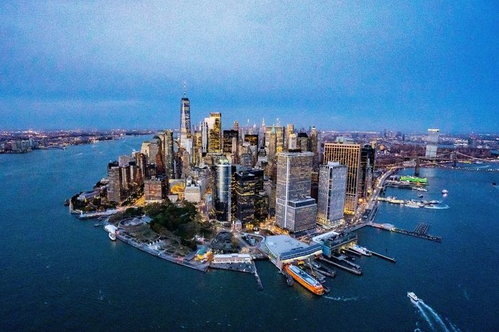 Private Helicopter Tour of NYC for up to 6 People from Westchester - Image 2