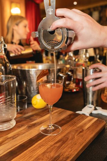 Cocktail Class & Whiskey Tasting in San Francisco - Image 3