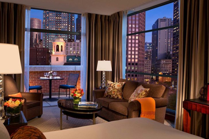 Boston Bliss: 2-Night Hotel Gift Experience - Image 2