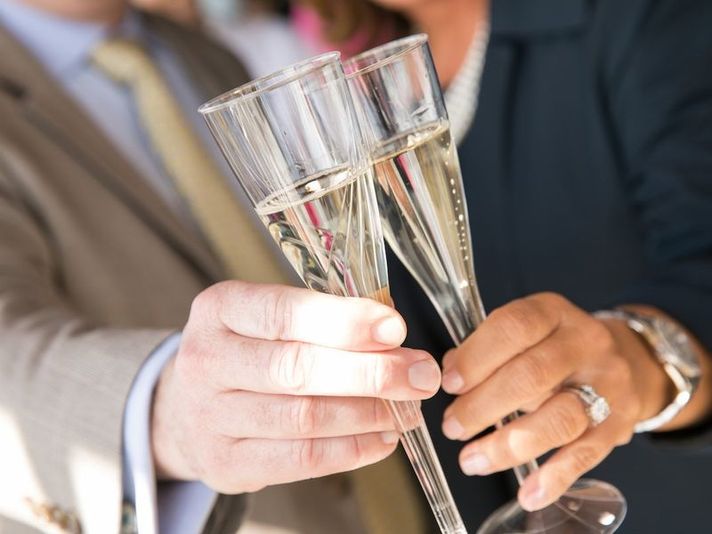 Saturday Premium Romantic Dinner Cruise for 2 in DC - Image 3