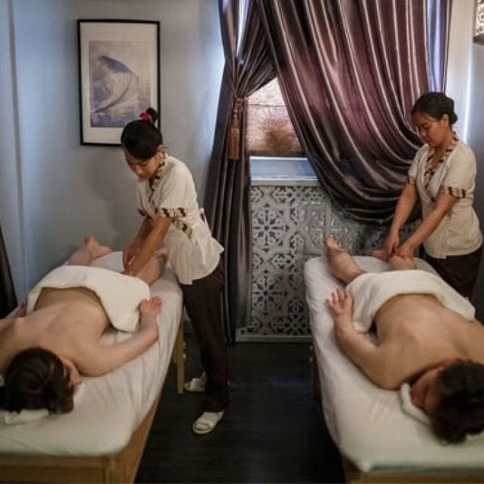 Couples Traditional Thai Massage with Hot Stone - Image 2