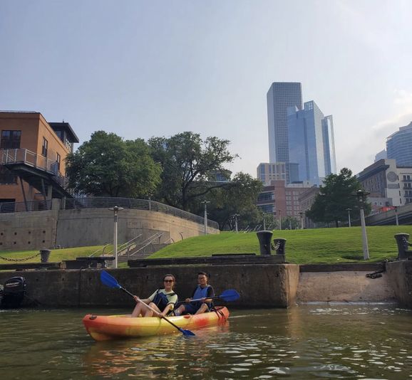 Houston Skyline Kayak Tour - Image 2