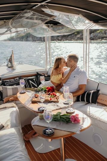 Private Los Angeles Romantic Boat Cruise For 2 with Wine & Charcuterie - Image 11