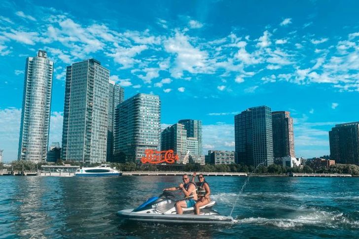 Date Night Tandem Jet Ski Tour in New York Harbor - Image 2