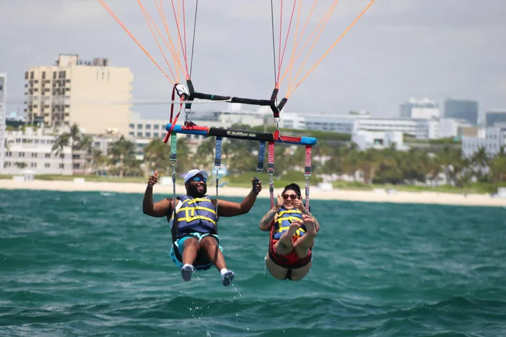Parasailing in Miami