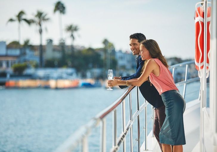 Saturday Premier Dinner Cruise in Newport Beach - Image 4