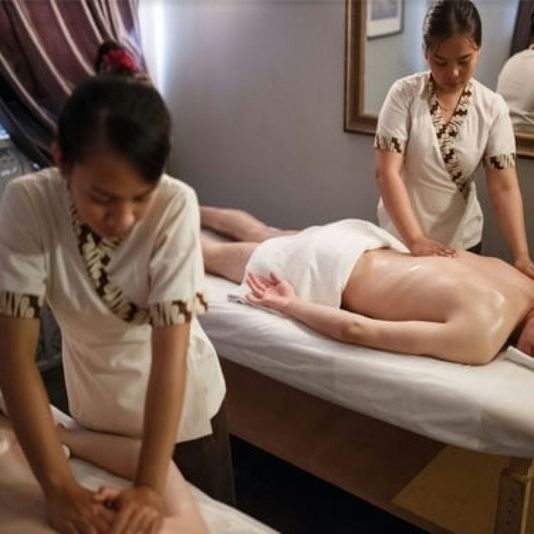 Couples Traditional Thai Massage with Hot Stone - Image 4