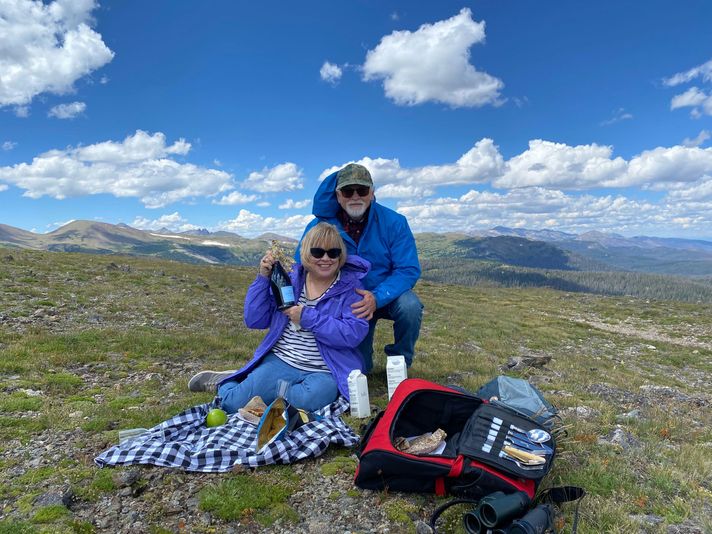 Private Couple's Nature Therapy with Picnic - Image 4