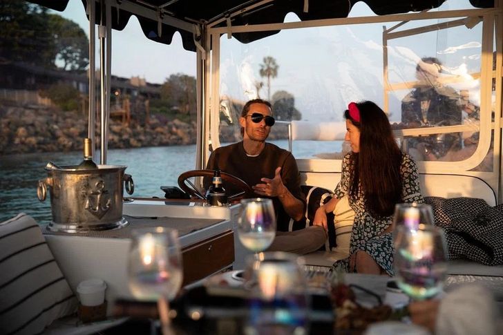 Private Los Angeles Romantic Boat Cruise For 2 with Wine & Charcuterie - Image 5