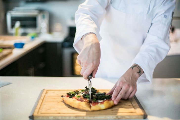 Denver Homemade Pizza Making Class - Image 3