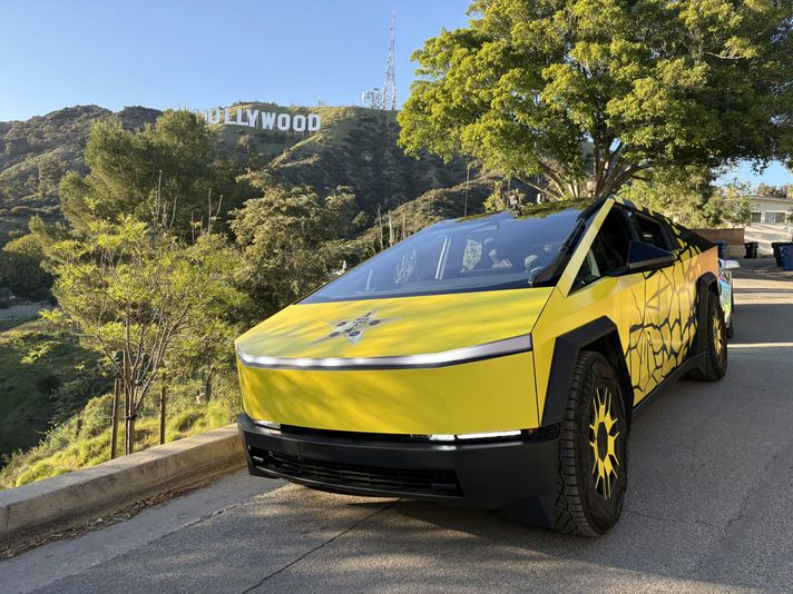 Ride or Drive a Cybertruck: 50-Minute VIP Hollywood Sign Tour - Image 2