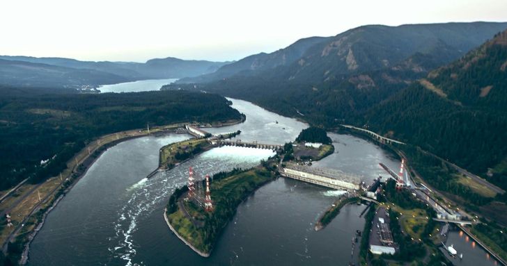 Columbia Gorge & More Plane Tour