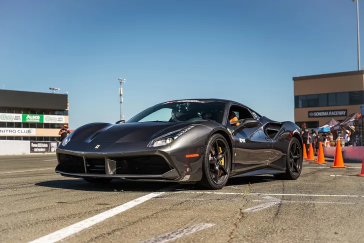 Race a Ferrari 488 GTB - Autobahn Country Club