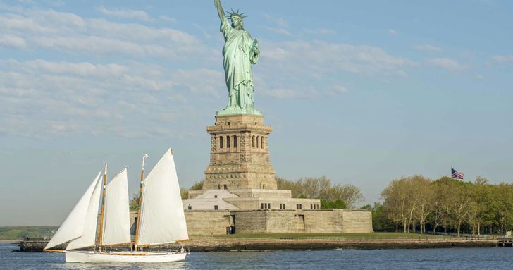 Day Sail to Statue of Liberty on Adirondack - Image 4