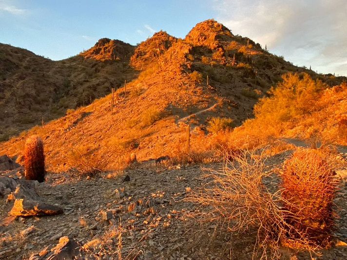 Spectacular Sunrise Hiking Adventure - Image 3
