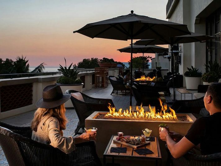 Escape to LA Luxury: 1-Night Getaway - Image 4