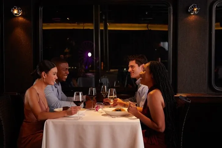 Signature Dinner Cruise in Philadelphia
