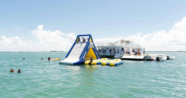 Ultimate Watersports Combo with Lunch & Unlimited Beer - Image 4