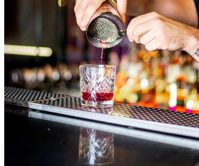 Sip Into the Season Mixology Class in Seattle - Image 2