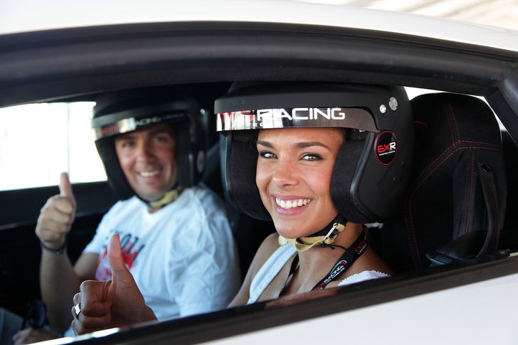 Race a Nissan GT-R in Las Vegas - Image 4