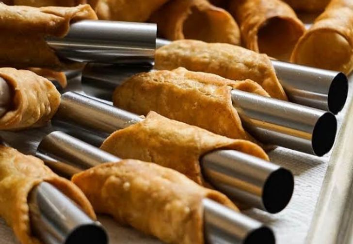 Sicilian Cannoli Cooking Class - Image 2