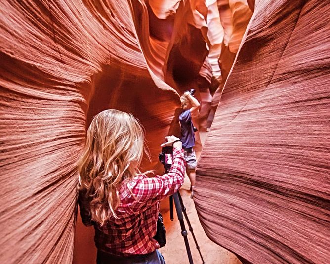 Antelope Canyon & Horseshoe Bend Expedition Tour from Las Vegas - Image 7