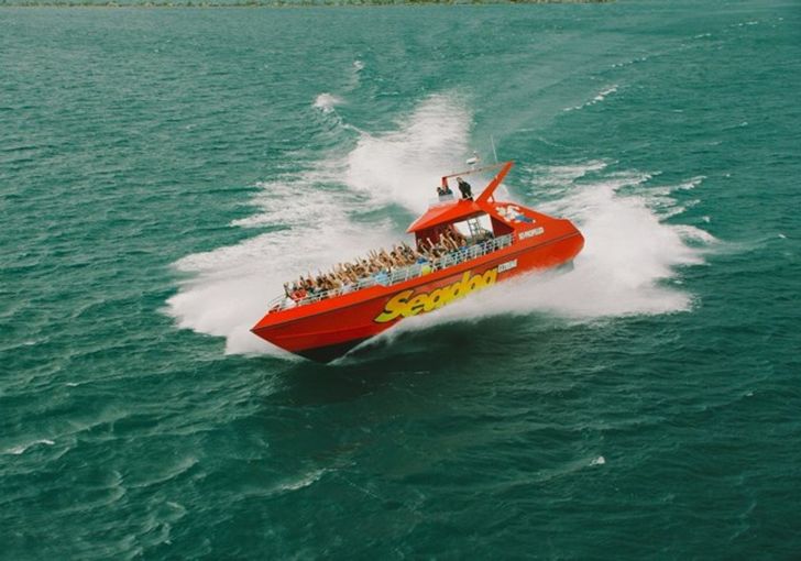 Extreme Speedboat Thrill Ride  in Chicago - Image 5