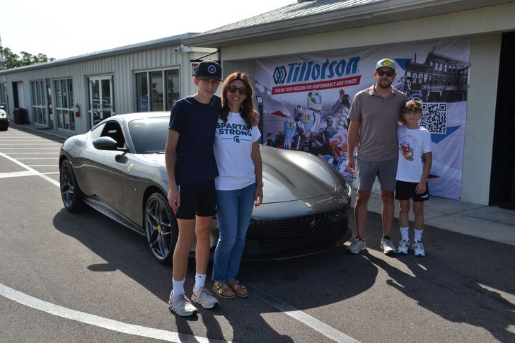 Supercar Racing Experience at T4 KartPlex - Image 2