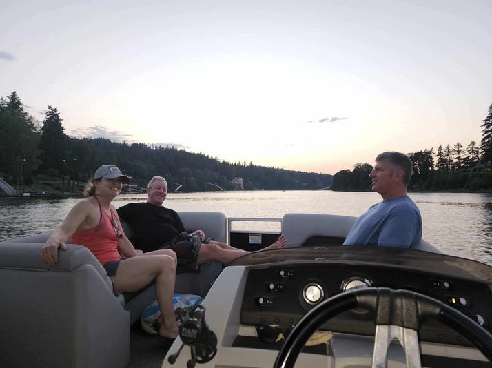 Private BYOB Willamette River Sunset & City Lights Cruise - Image 2