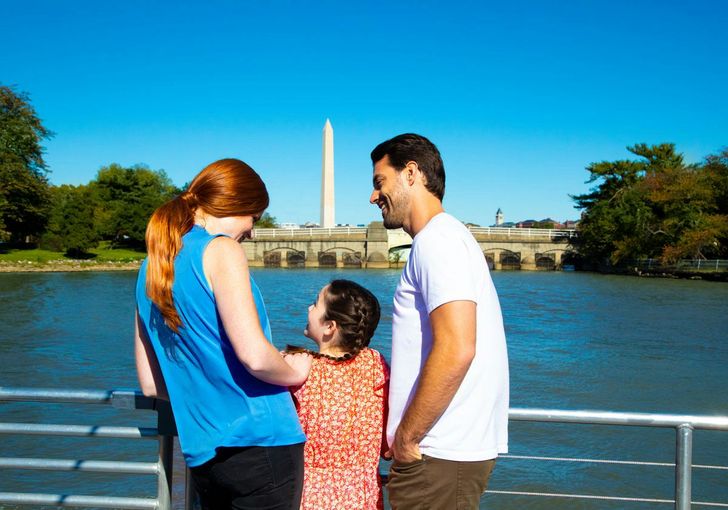 Weekday Signature Lunch Cruise in Washington DC - Image 6