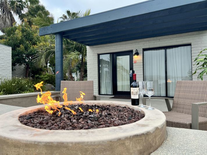 Hotel California: 1-Night Hotel Getaway - Image 6