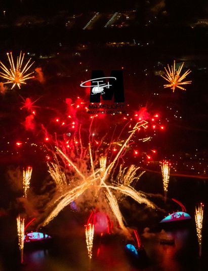 Private Fireworks Helicopter Tour - Image 4