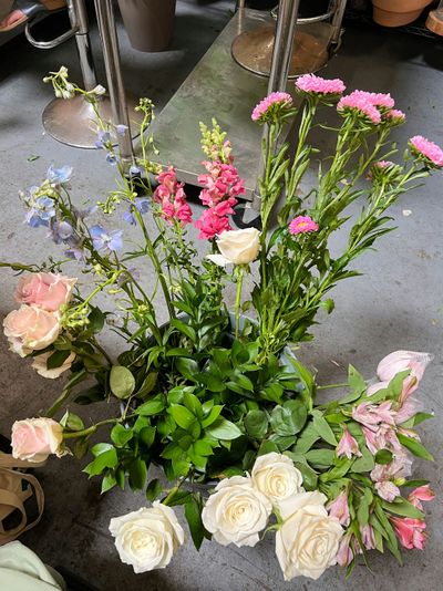 Flower Arranging Class in Torrance - Image 4