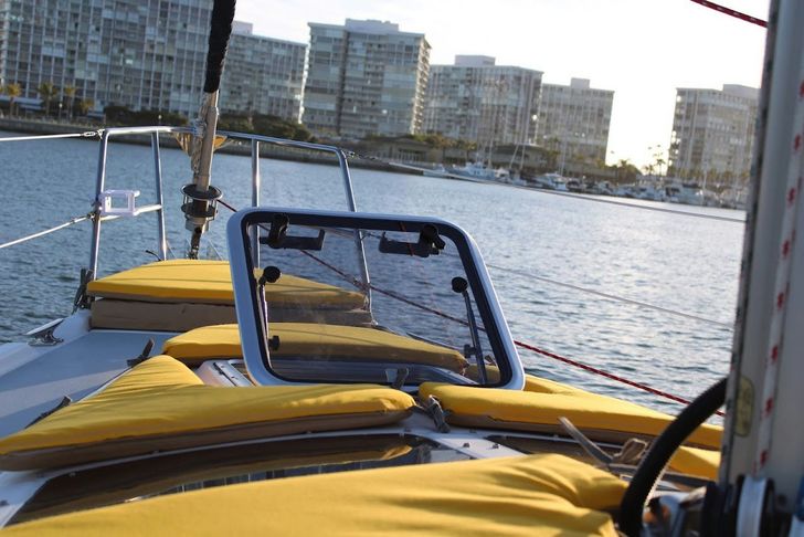 6 Hour Private Family Sail on a 35ft Yacht - Image 4