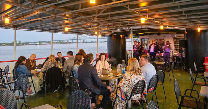 Sunday Sightseeing Jazz Cruise - Image 2