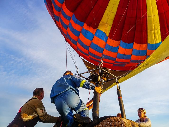 Private Hot Air Balloon Ride for Two with Champagne & Wine Tasting - Image 3