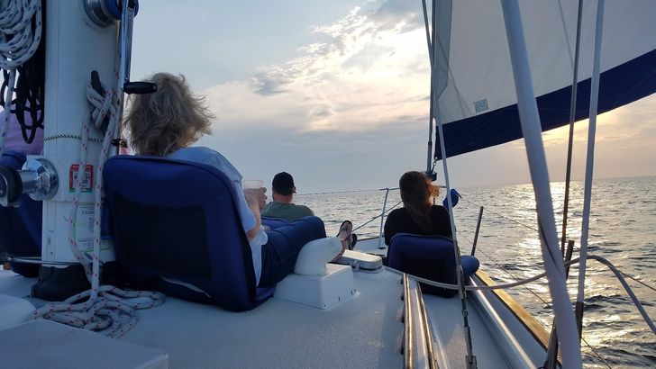 Sunset Sailing Cruise - Image 4