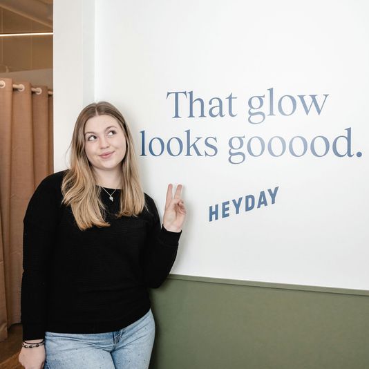 Heyday Personalized Facial with Hydro Wand Infusion - Image 4