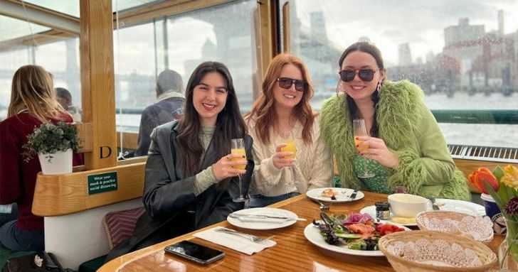 Around Manhattan Brunch Cruise - Image 6